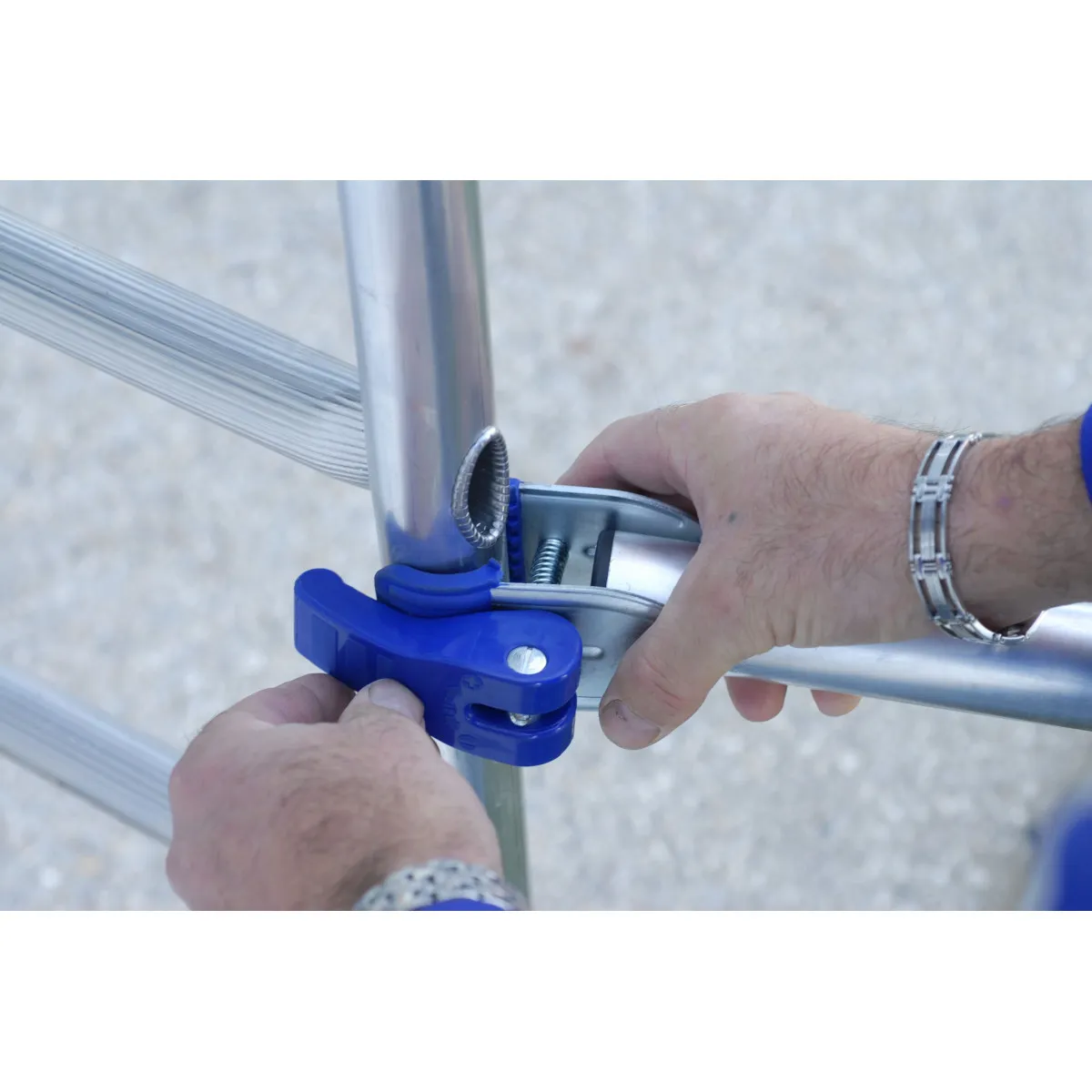 Echafaudage TOTEM 2 LINE 180  Hauteur travail 4,85 m Tubesca Comabi